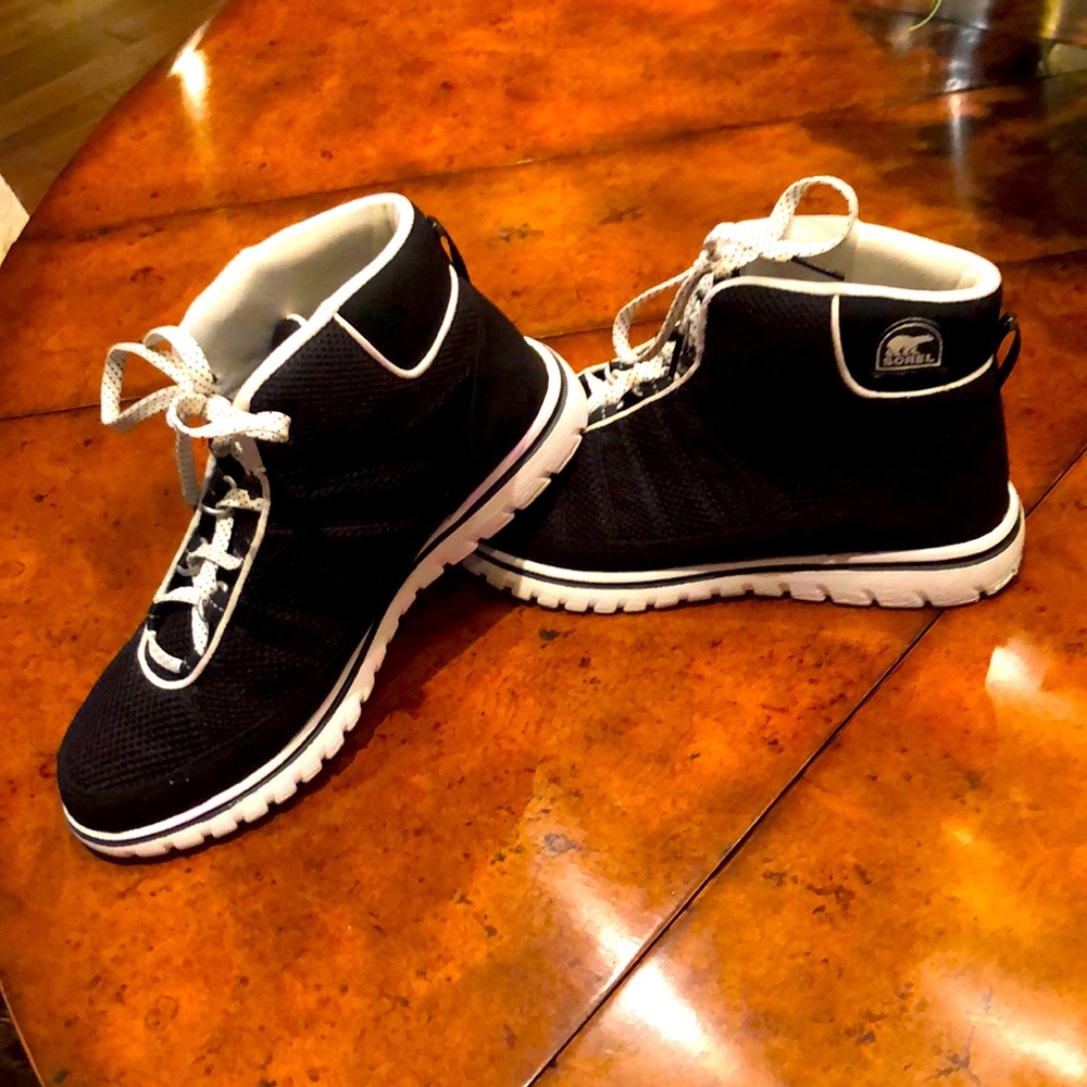Sorel black high top sneakers